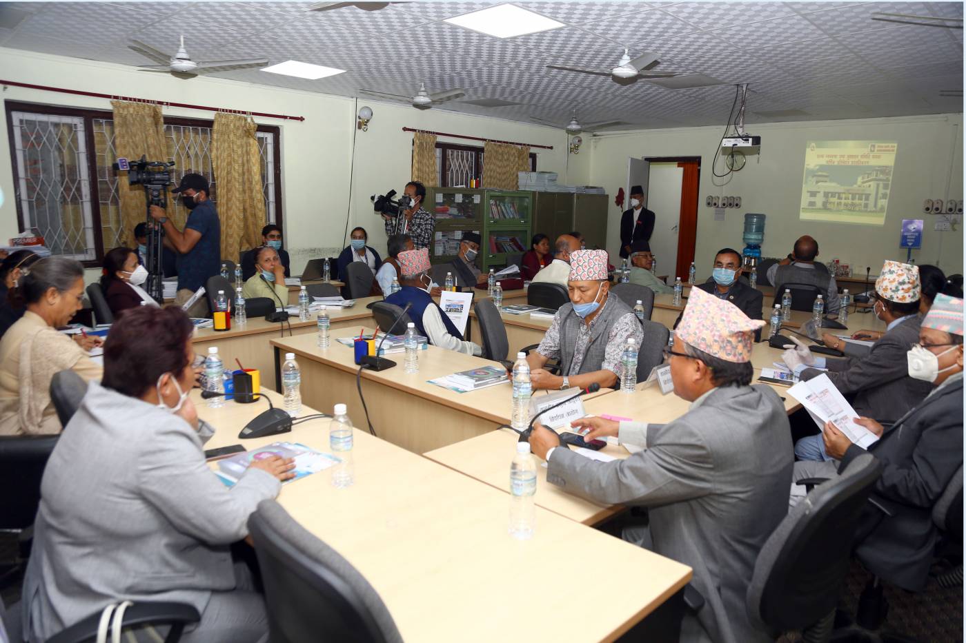 वर्तमान निर्वाचन प्रणालीले भ्रष्टाचार संस्थागत गरेको छः सांसद श्रेष्ठ