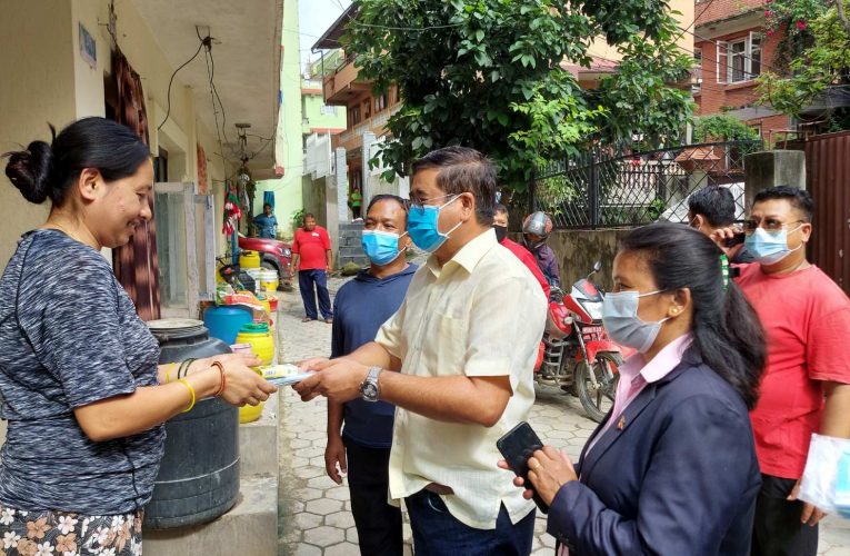 काेभिड सचेतनामा सक्रिय जीवनराम