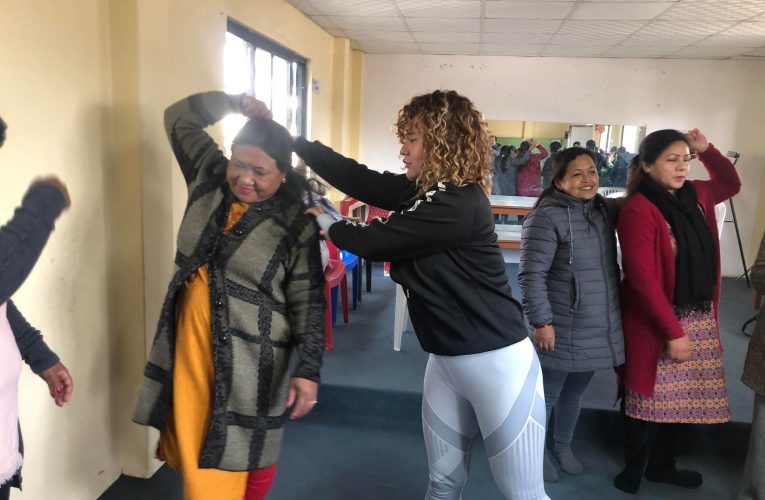 आत्मरक्षा तालिम