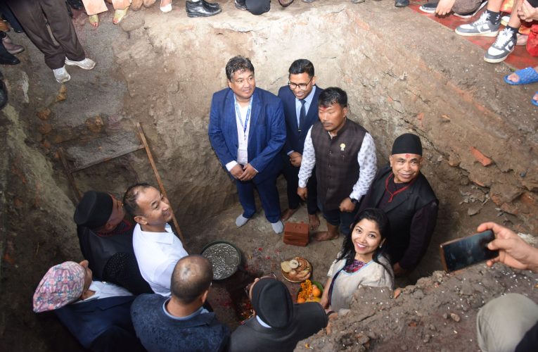 भद्रकाली मन्दिर परिसरका संरचना पुनःनिर्माण सुरु