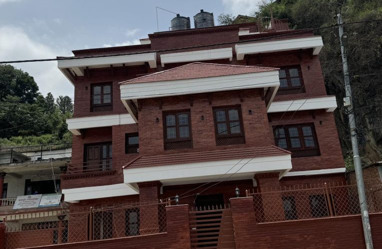 नागार्जुन नगरपालिकामा किन कार्यान्वयनमा आएन मातृभाषामा शिक्षा