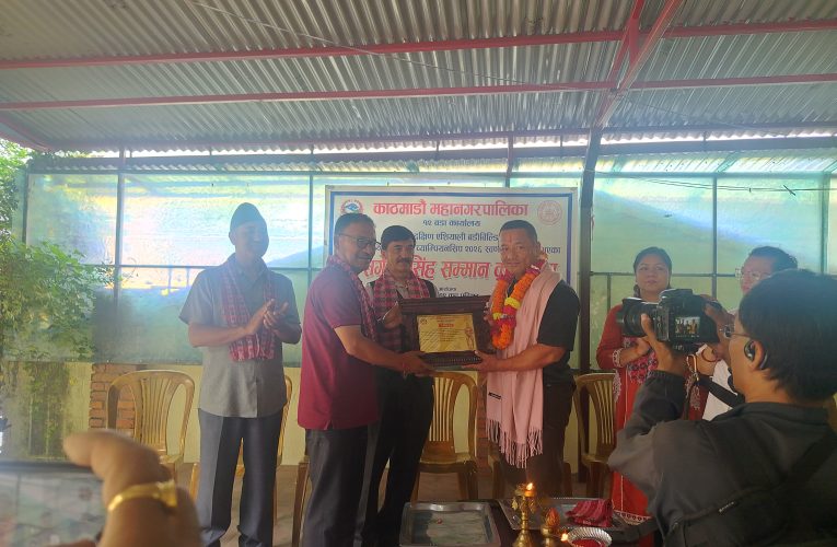 स्वर्णविजेता शारीरिक सुगठक सगेन्द्र सिंह सम्मानित